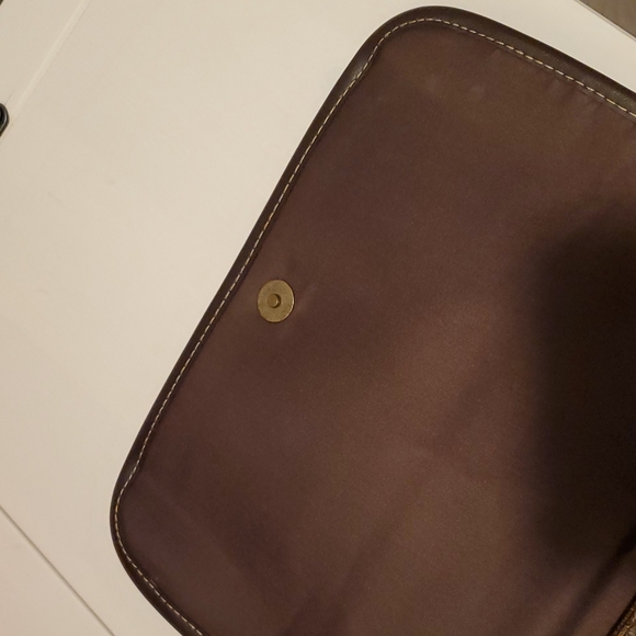 Relic (by Fossil) Shoulder Bag - Picture 11 of 11